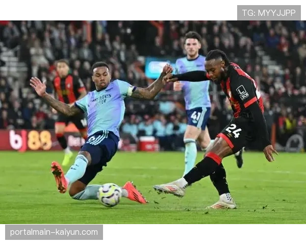 伯恩茅斯对阵升班马战绩 埃瓦尼尔松开局专家属性发挥